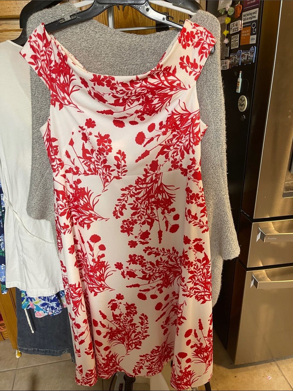 Calvin Klein White Red Floral Off-Shoulder Dress Size 14